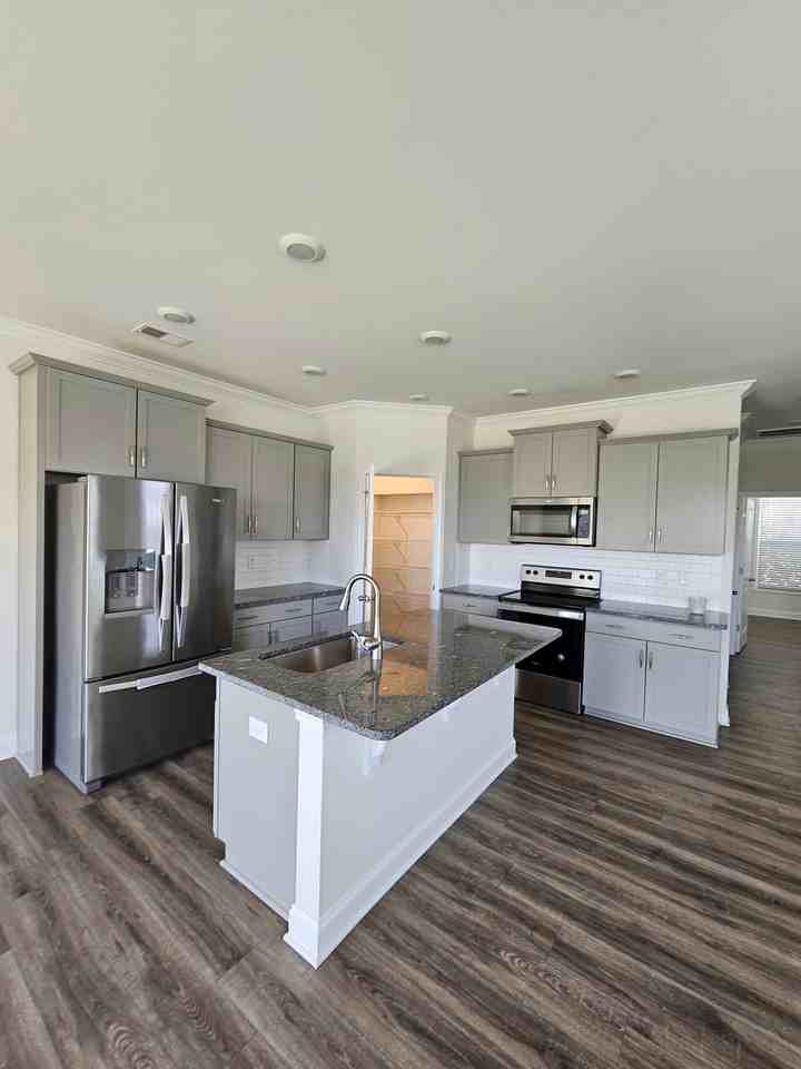 422 Yellow Fox Rd #1 - Photo 7 of 34