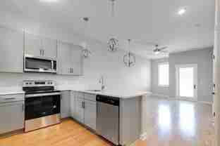 2416 Jefferson Ave - Photo 1 of 1