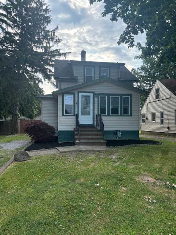 229 Lear Rd - Photo 2 of 23