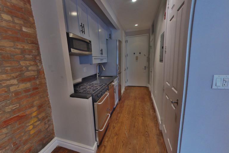 E 13th St #4D - Photo 3 of 6