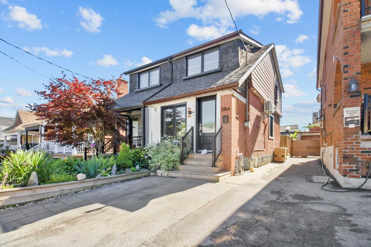 284 Robina Avenue