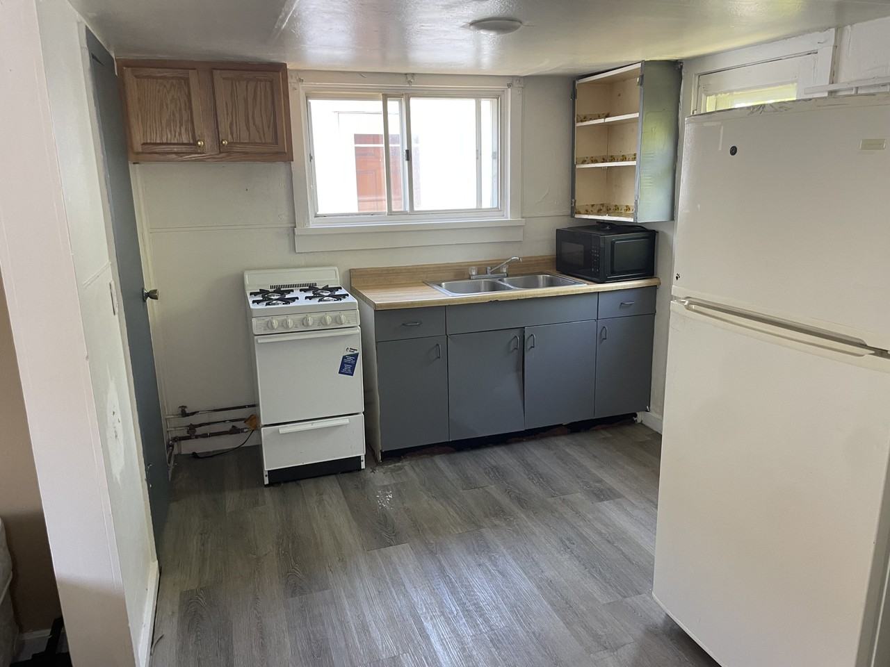 413 W Main St #NA - Photo 2 of 4