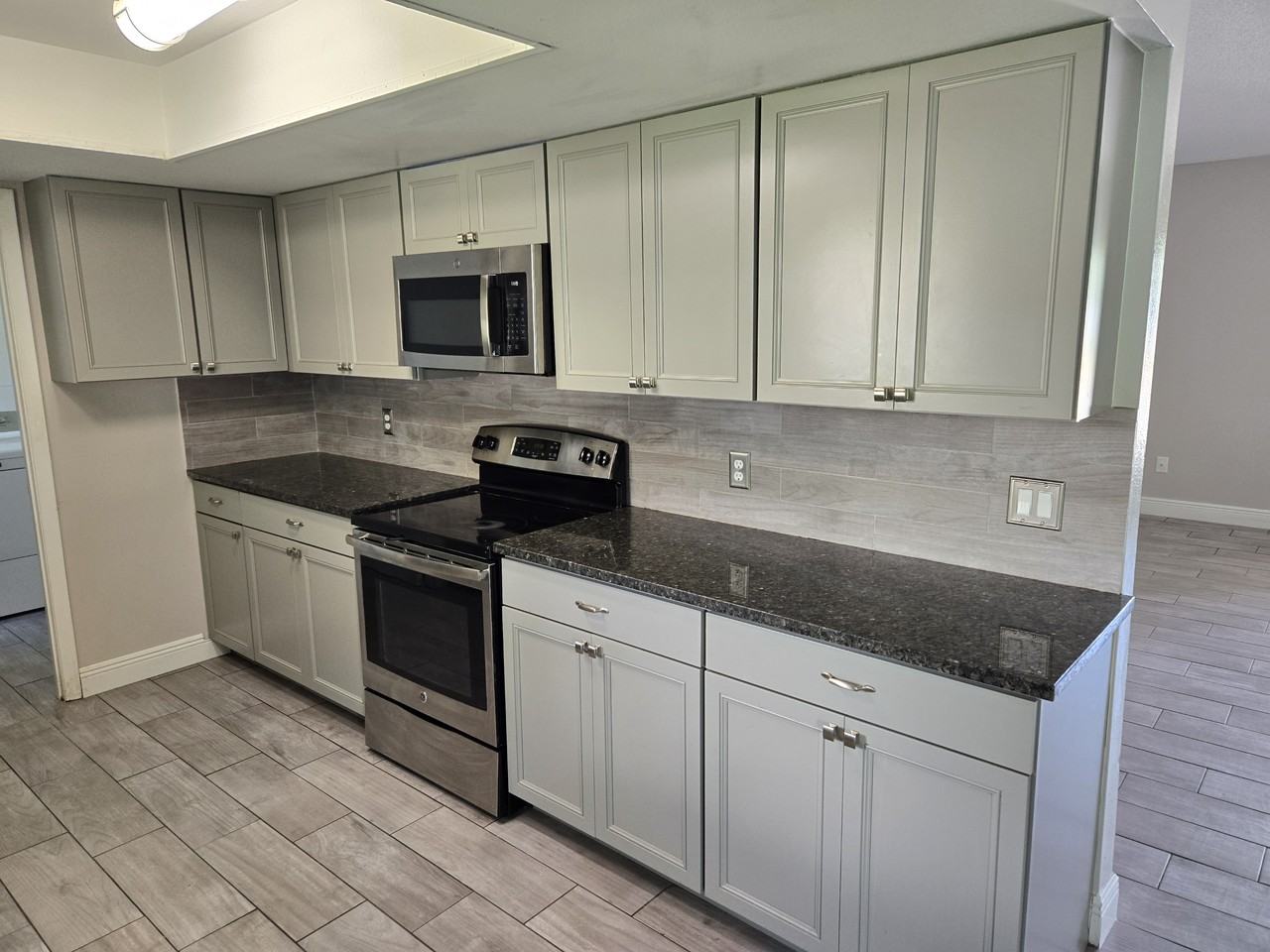 108 Loredo Ln #NA - Photo 4 of 25