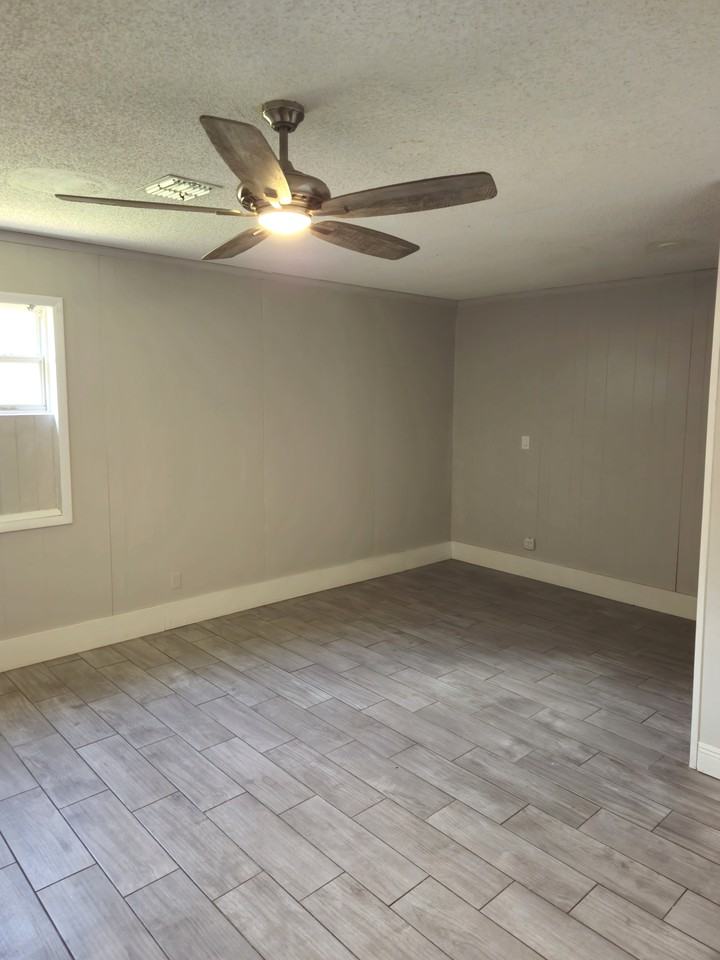 108 Loredo Ln #NA - Photo 7 of 25