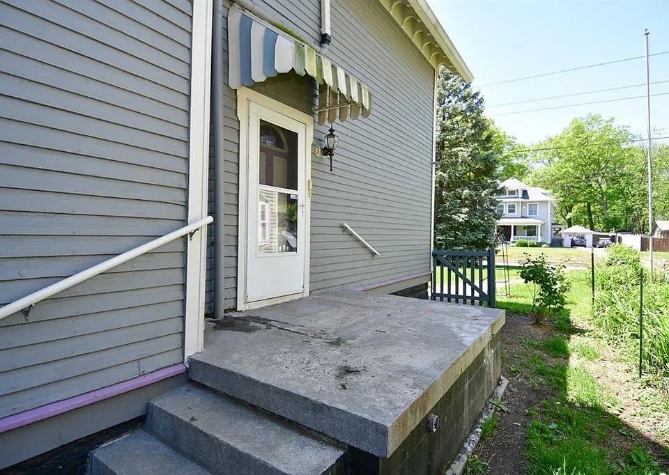 359 S Ritter Ave #C - Photo 5 of 14