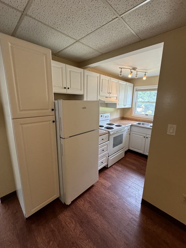 41 Washington St #3 - Photo 2 of 6