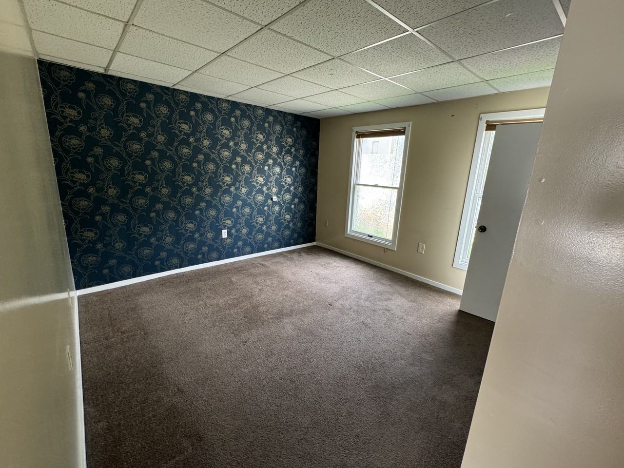 41 Washington St #3 - Photo 3 of 6