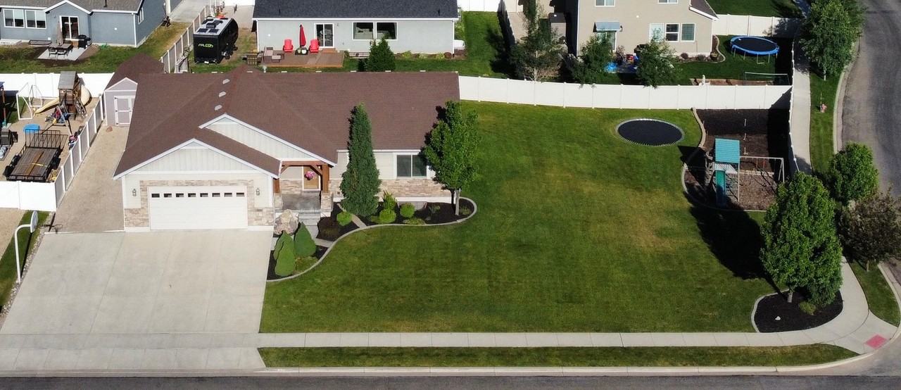 1022 S 1050 E #NA - Photo 2 of 29