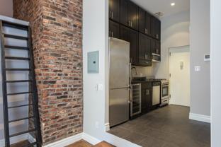 W 14th St #5A - Photo 1 of 1