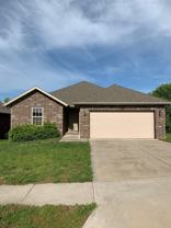3505 S Juniper Ave - Photo 1 of 1