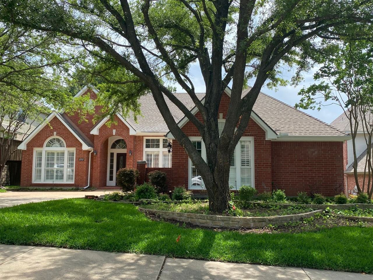 2717 Northview Dr - Photo 2 of 27