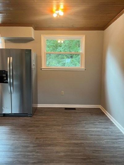 809 Cates St - Photo 6 of 13