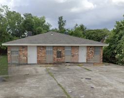 featured image of 3 Claremont Pl #A