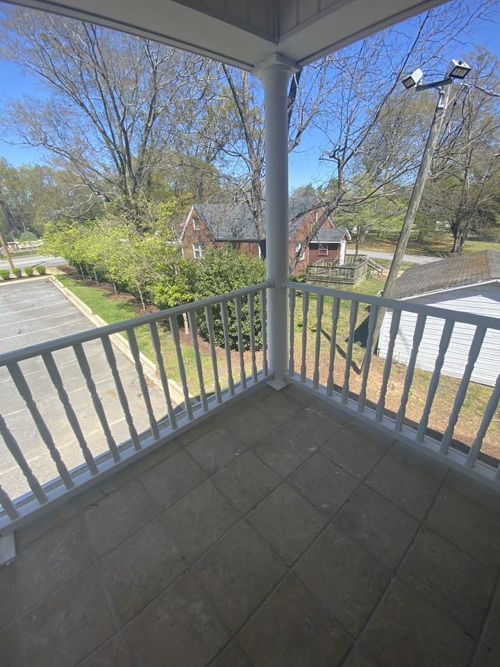 819 John B White Sr Blvd #C - Photo 7 of 30