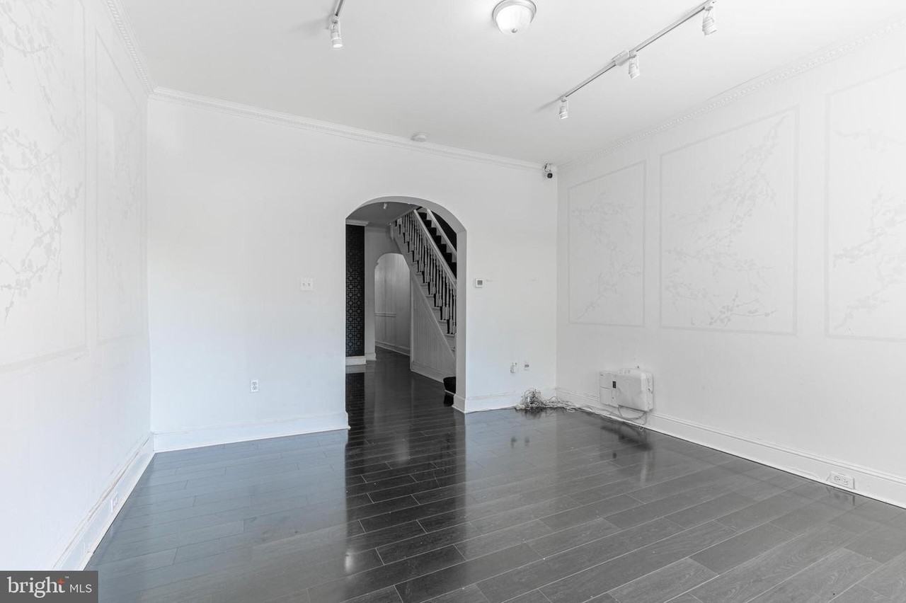 1208 Pennsylvania Ave Se - Photo 3 of 28