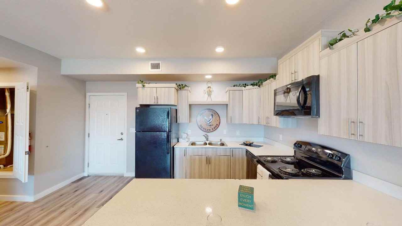 2930 Mulberry Street Southeast - Photo 6 of 16