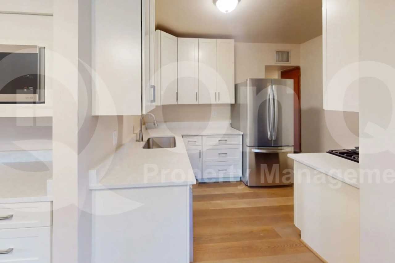 1122 S 7th Ave - Photo 3 of 23