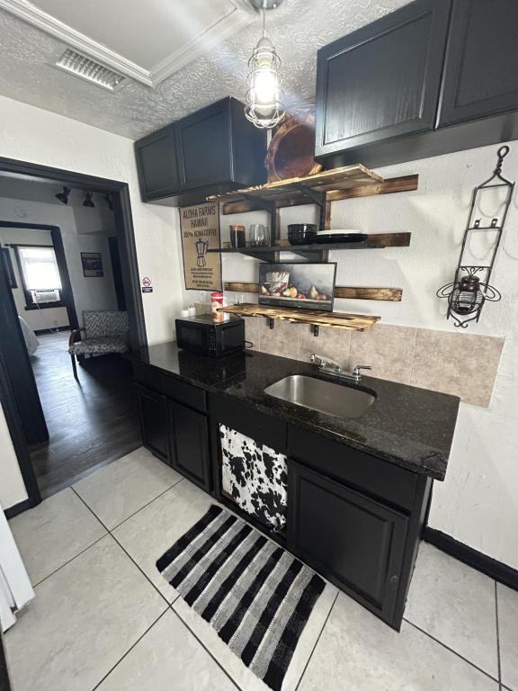 803 E Palm Ave - Photo 2 of 16