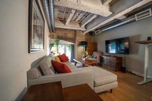 1100 Lansdowne Ave - Photo 1 of 1