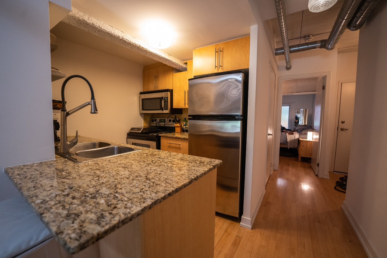 1100 Lansdowne Ave - Photo 5 of 20