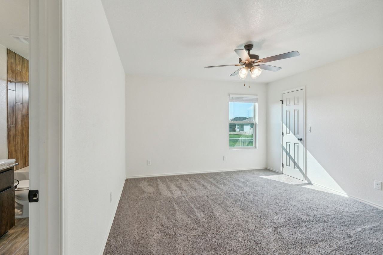 2416 Alterman Dr #B - Photo 7 of 15