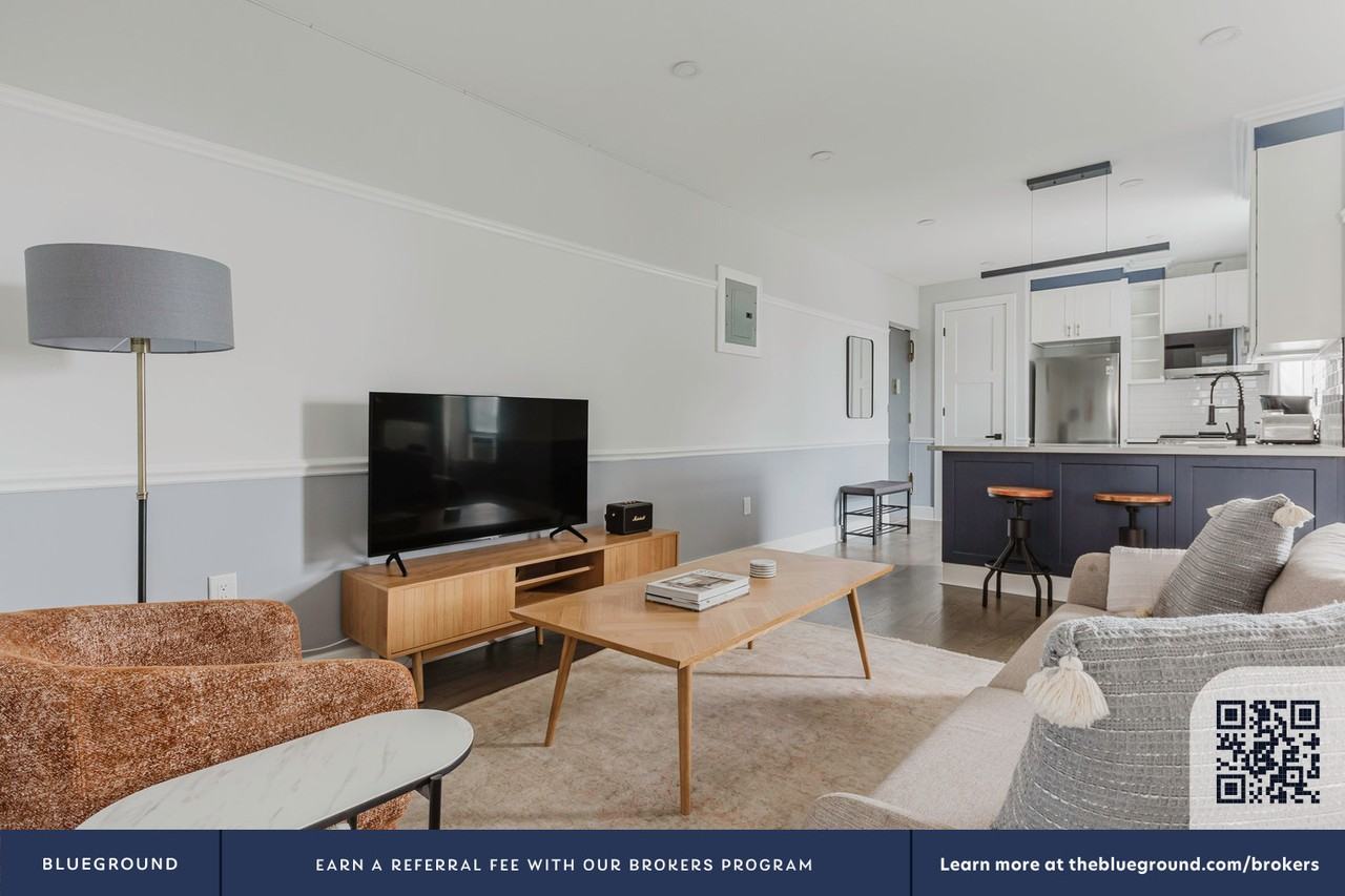 141 Joralemon Street - Photo 4 of 28