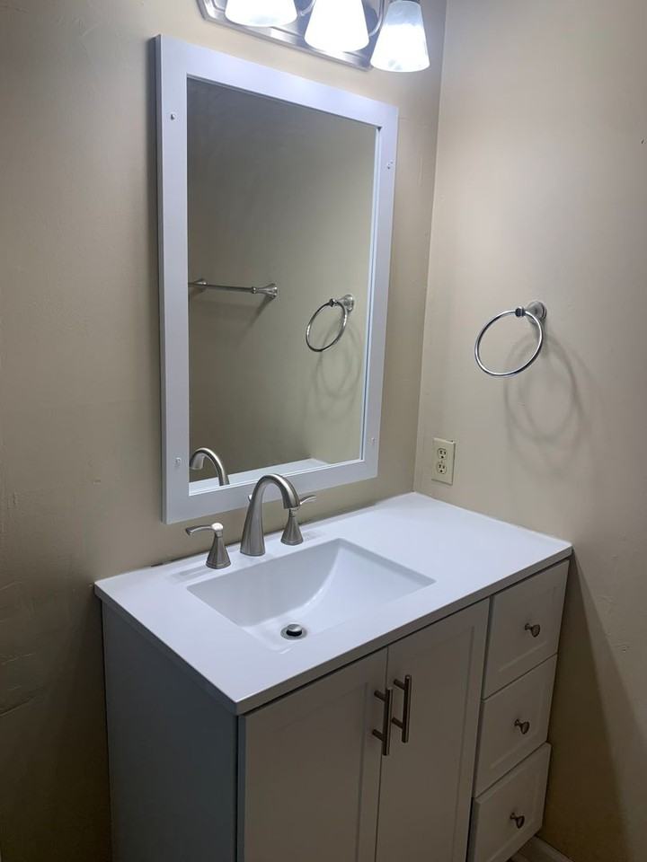 955 Montclair Ave - Photo 3 of 24