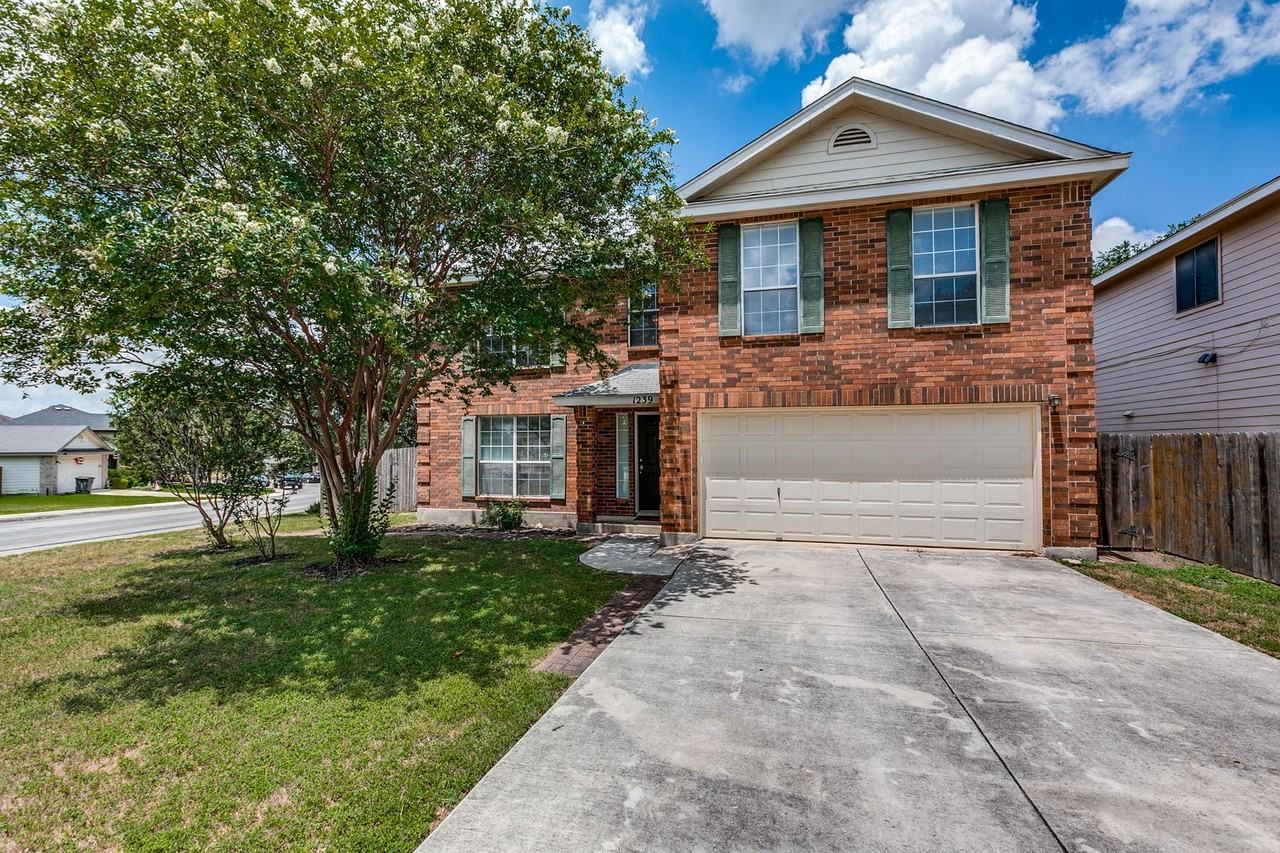 1239 Lynx Bnd - Photo 3 of 25