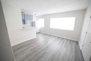 1315 Ocean Park Blvd #5 - Photo 1 of 1