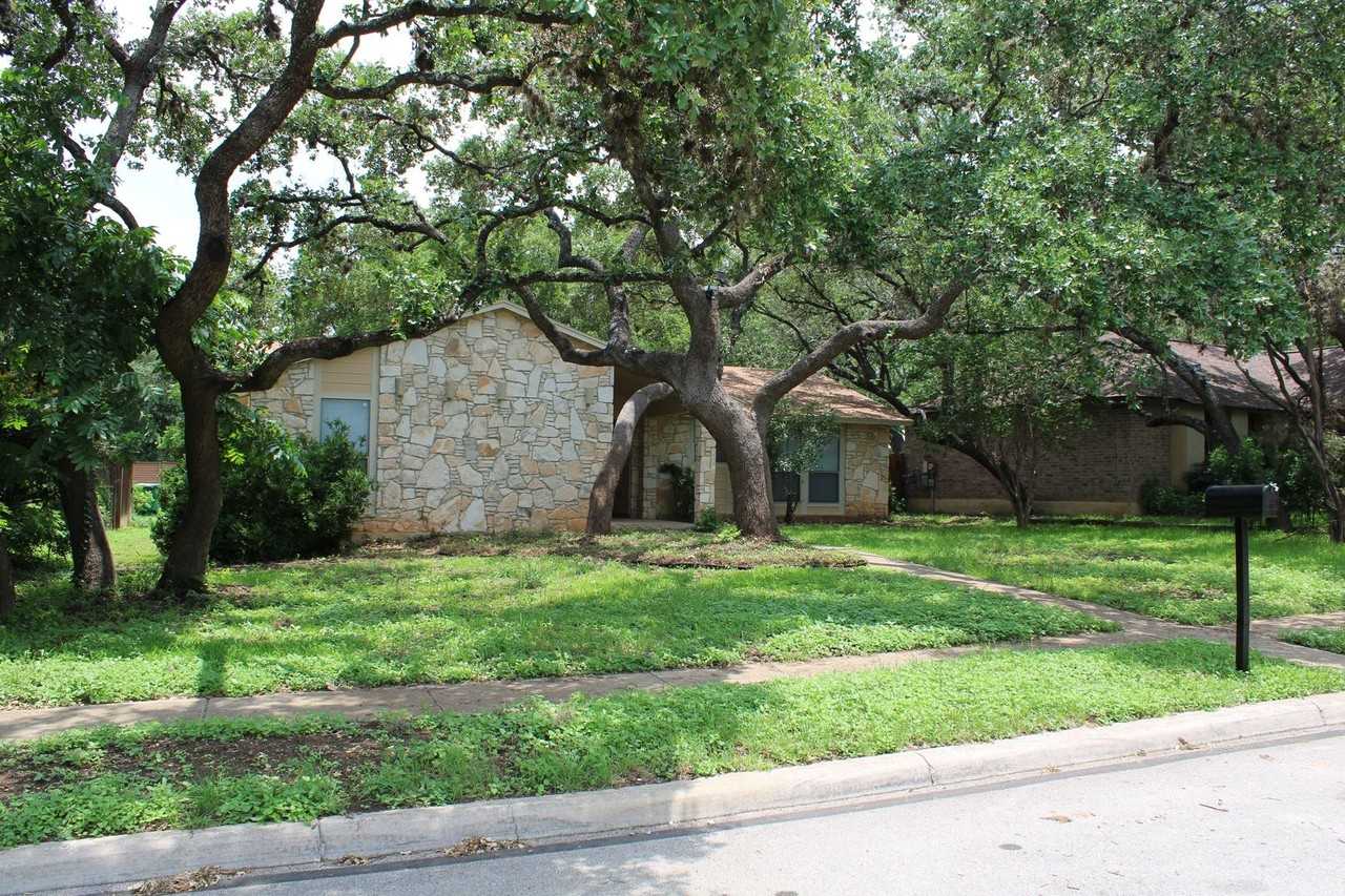 13730 Pebble Oak Dr - Photo 2 of 26