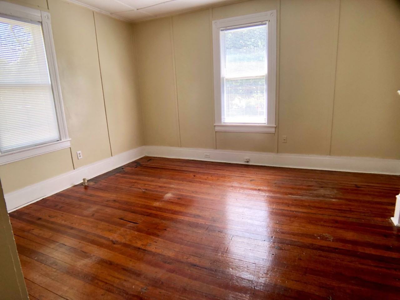 322 S Mendenhall St - Photo 7 of 14