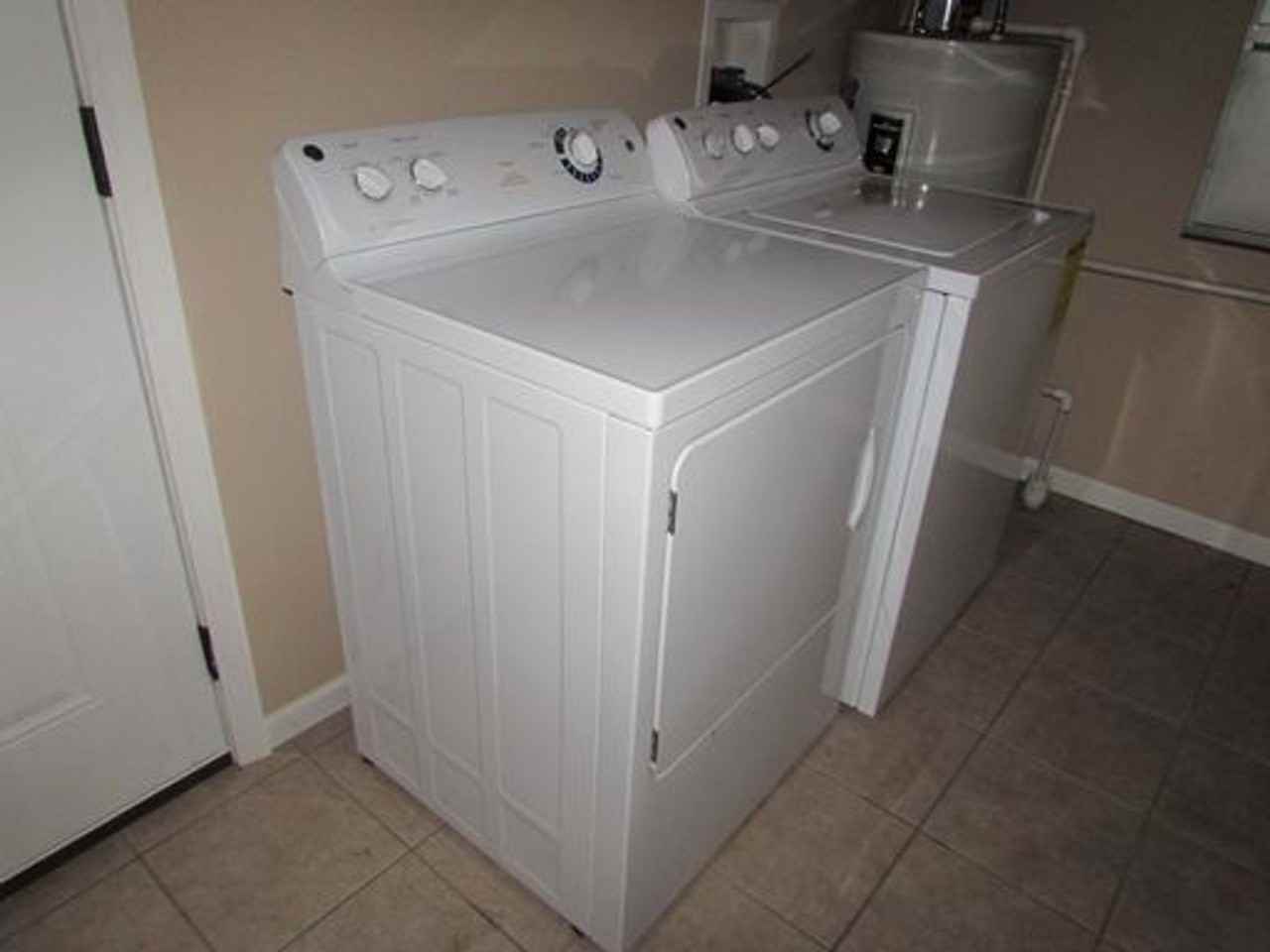 6730-MF2-E2 - Photo 3 of 15