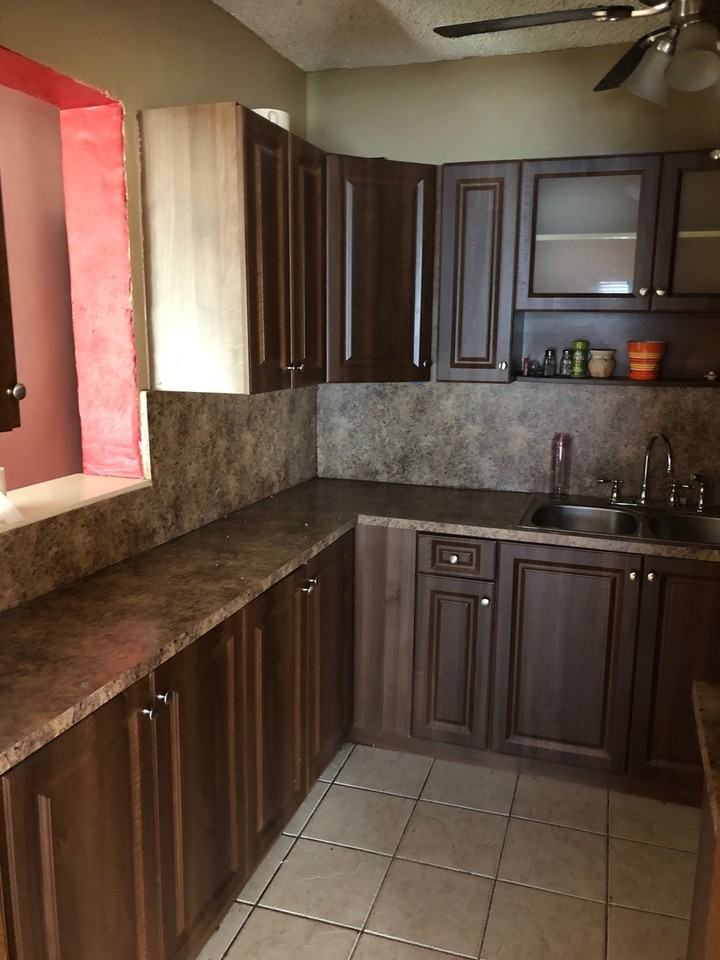 2211 Nw 6th Ct - Photo 4 of 18