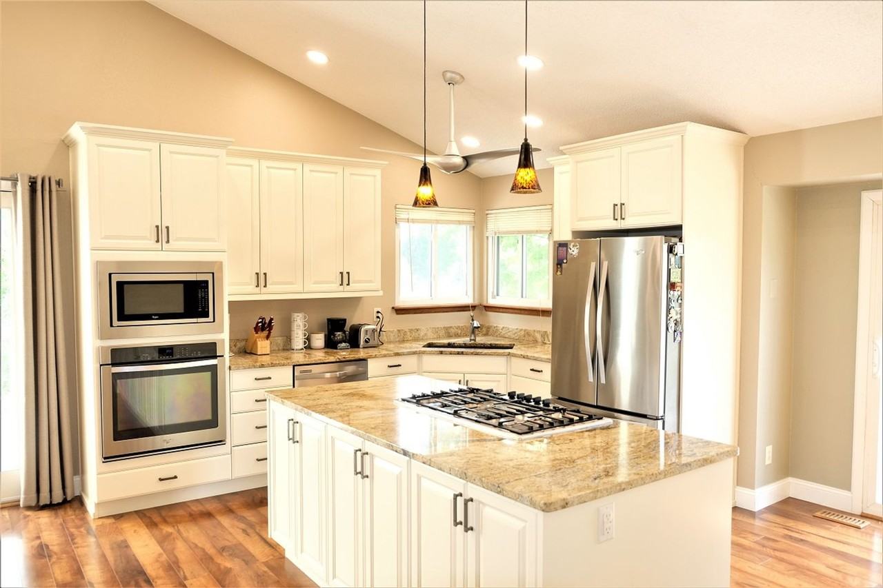 13355 Fawn Ct - Photo 6 of 31