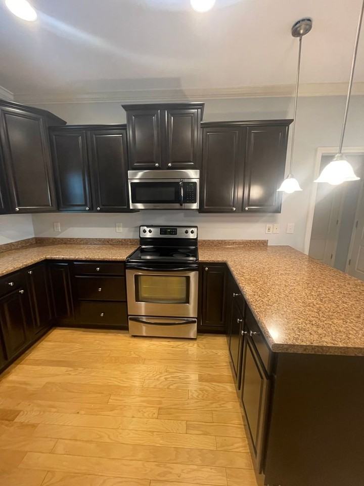 122 Judson Way - Photo 4 of 18