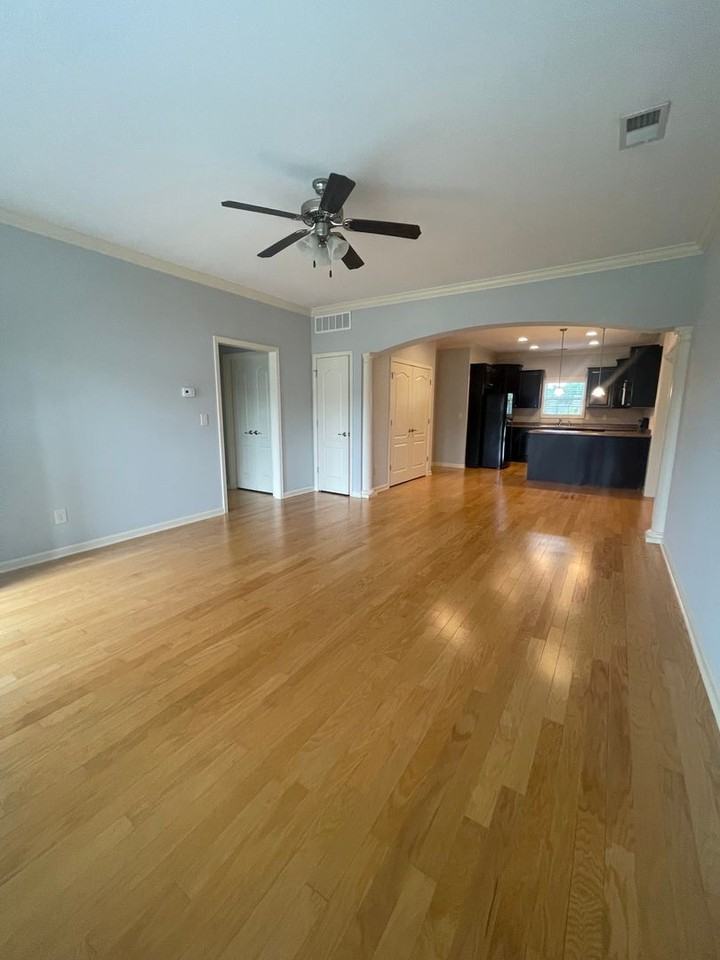 122 Judson Way - Photo 5 of 18