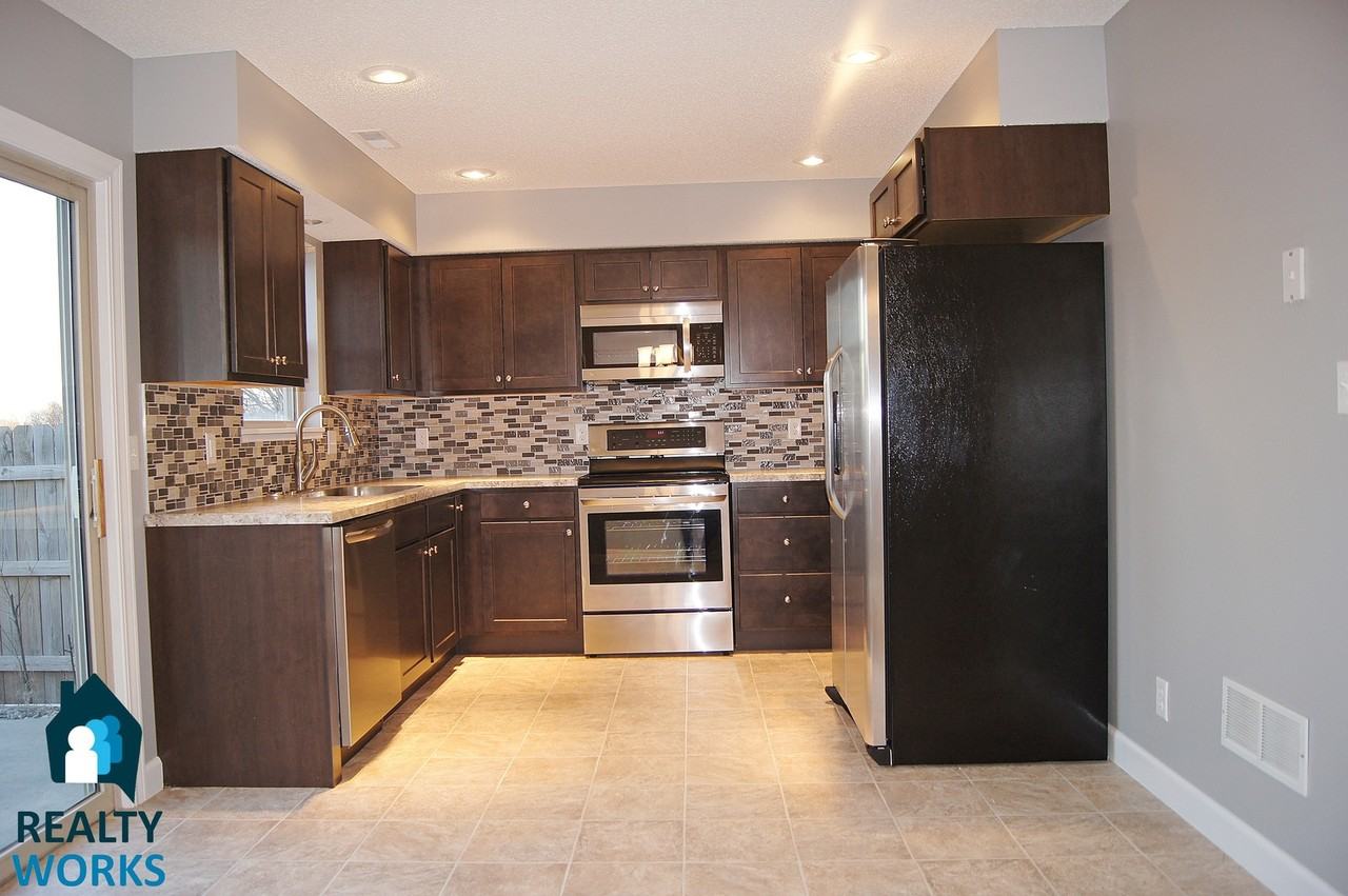 1626 Old Glory Rd - Photo 5 of 14
