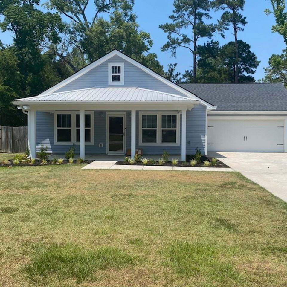 448 Morrow St - Photo 2 of 26