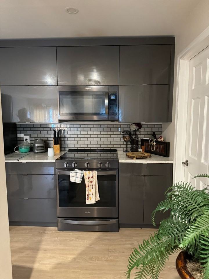 30 Wolf Rd - Photo 4 of 8