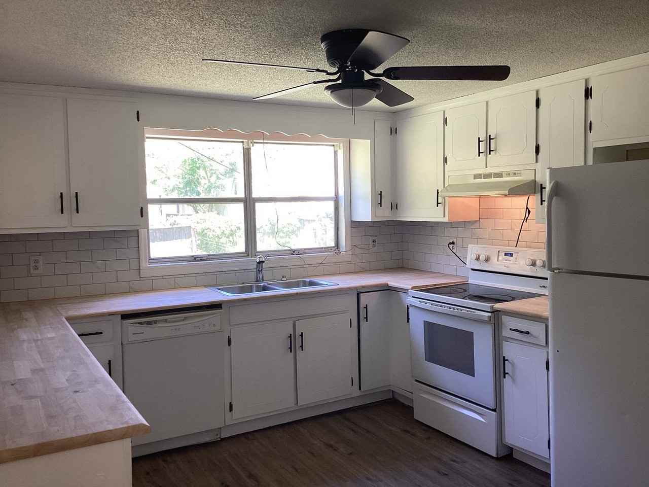 6817 Short Tail Springs Rd - Photo 3 of 15