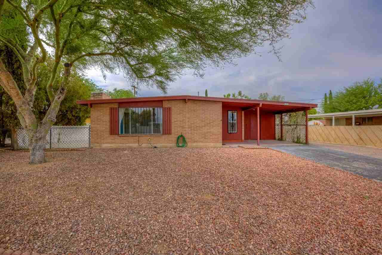 6532 E David Dr - Photo 2 of 30