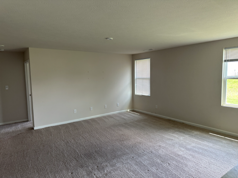 8507 Fownes Ln - Photo 3 of 9