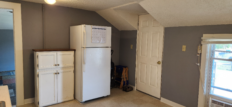 1303 Rose St #3 - Photo 3 of 8