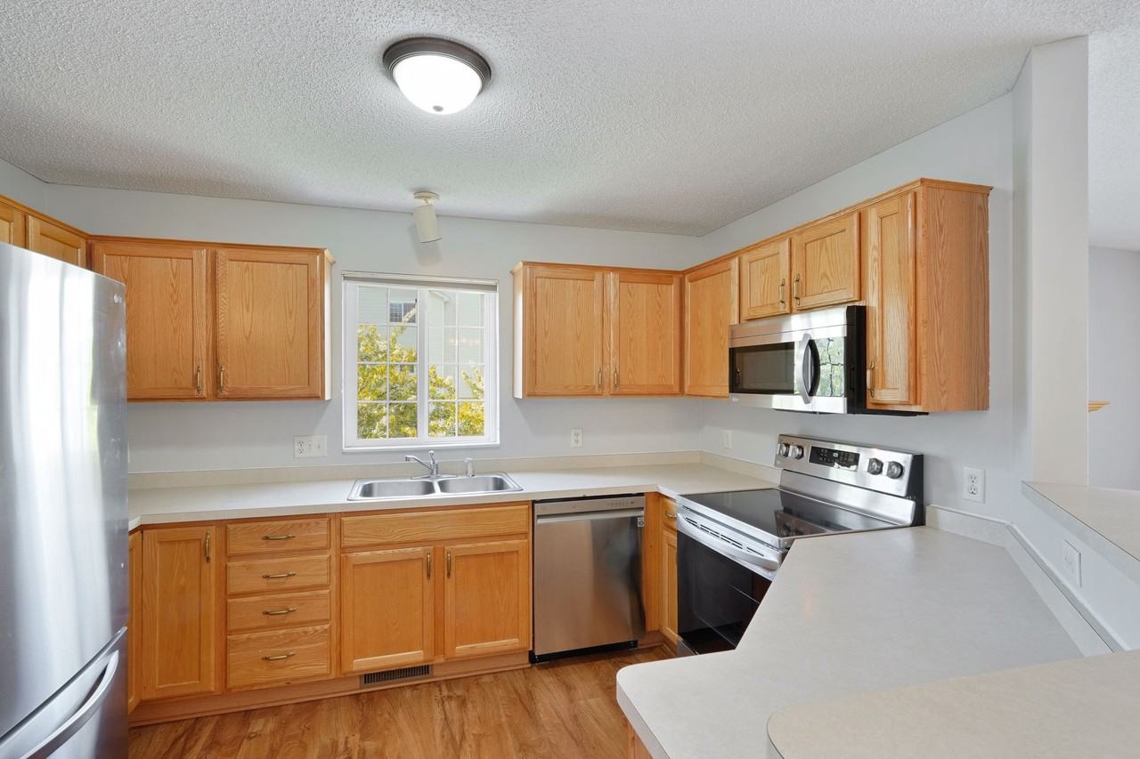 14557 Lockslie Trl #14557 - Photo 4 of 37