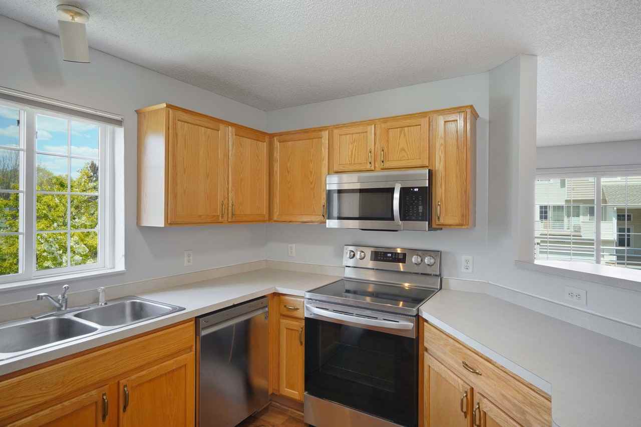 14557 Lockslie Trl #14557 - Photo 5 of 37