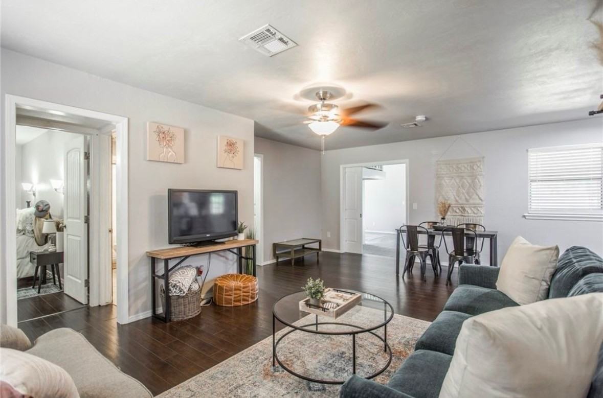 1102 W Griggs Way #NA - Photo 3 of 19