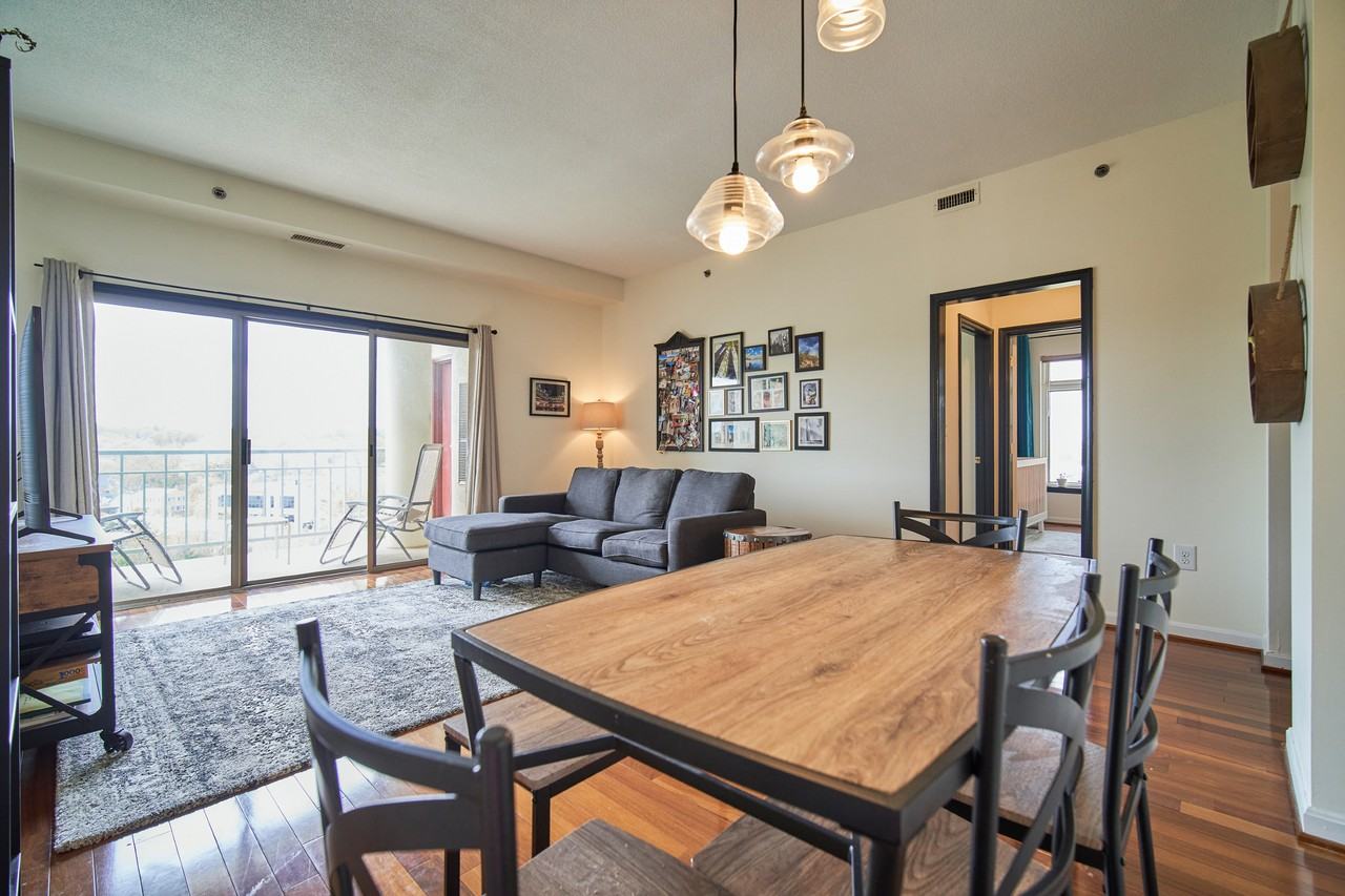 505 E Braddock Rd #702 - Photo 5 of 26