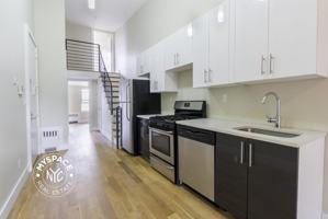 featured image of 338 Melrose St #3L