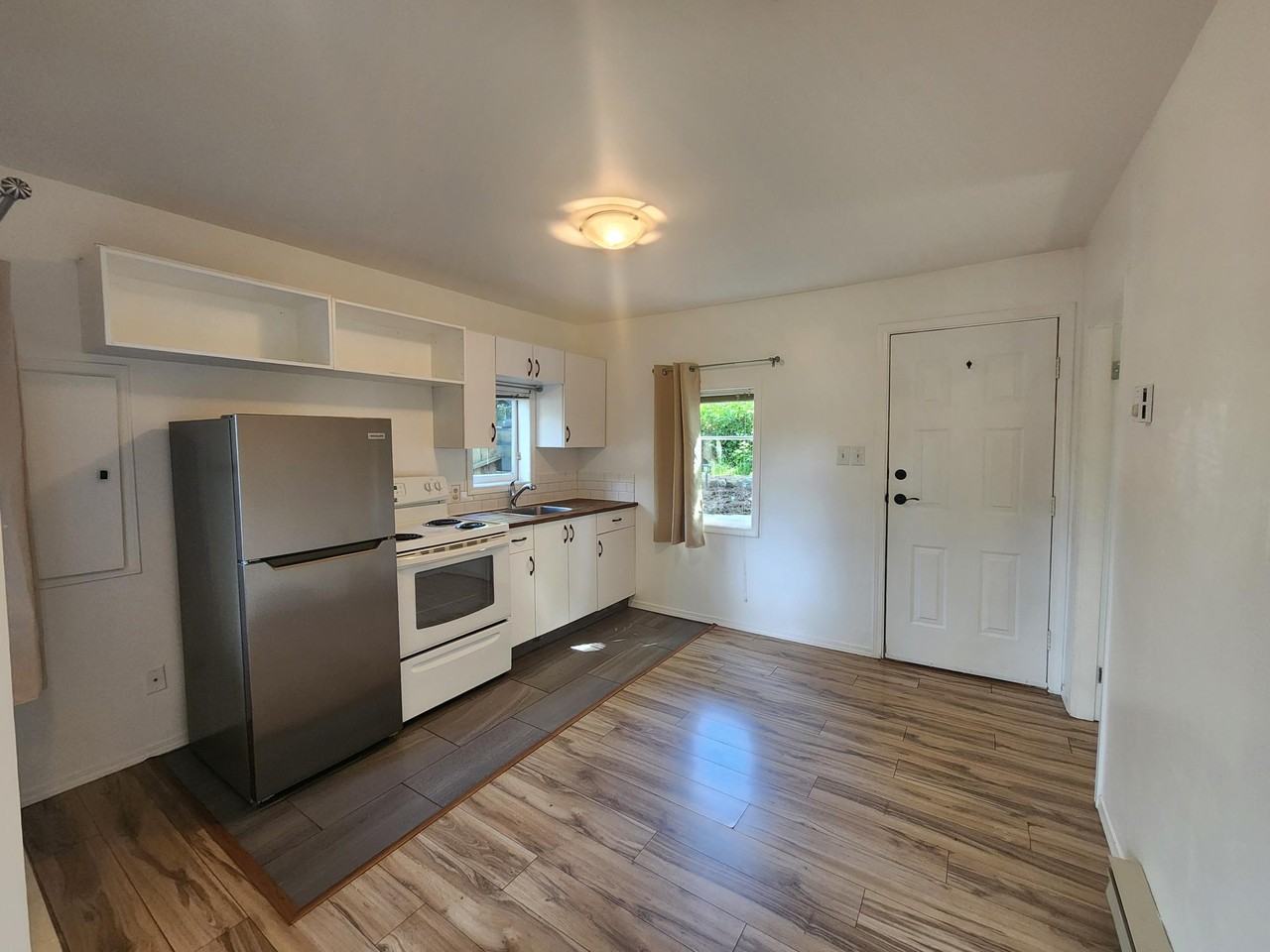 2734 Dundas Rd #1 - Photo 2 of 10