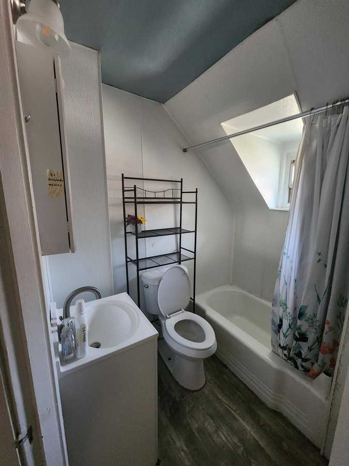 407 Franklin St #3 - Photo 6 of 7